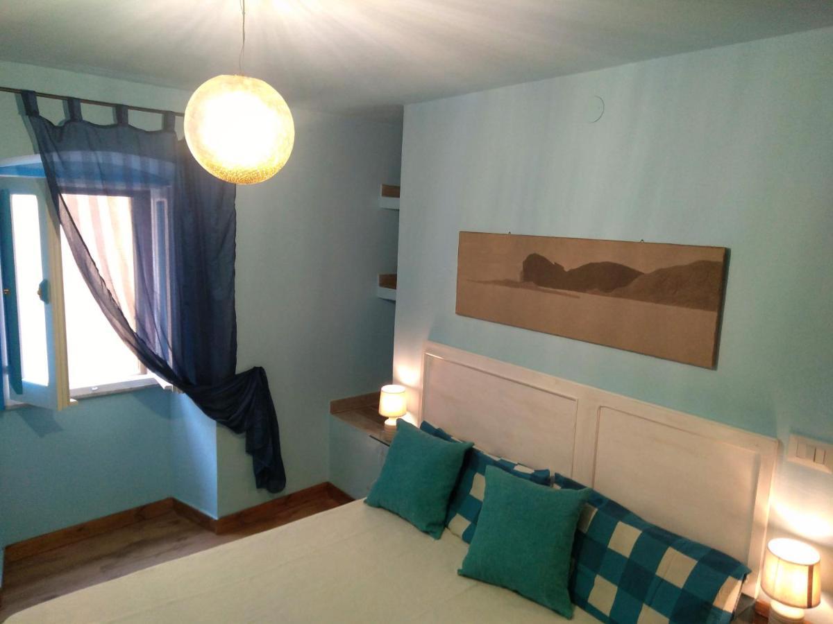 Piccola Casa Di Sardegna Lägenhet Villanova Monteleone Exteriör bild