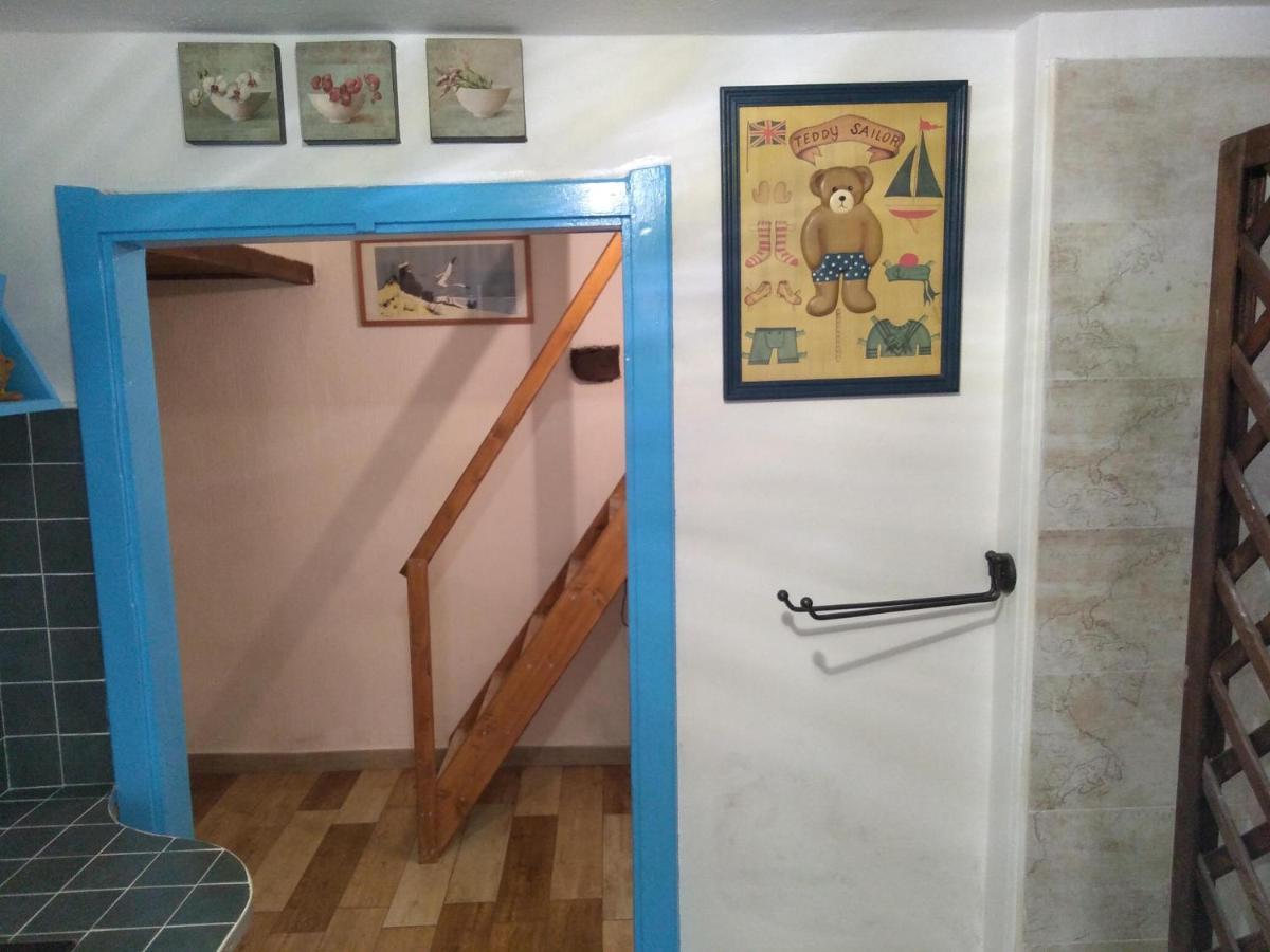 Piccola Casa Di Sardegna Lägenhet Villanova Monteleone Exteriör bild
