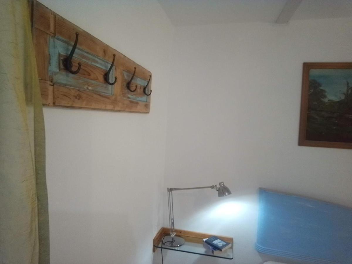 Piccola Casa Di Sardegna Lägenhet Villanova Monteleone Exteriör bild
