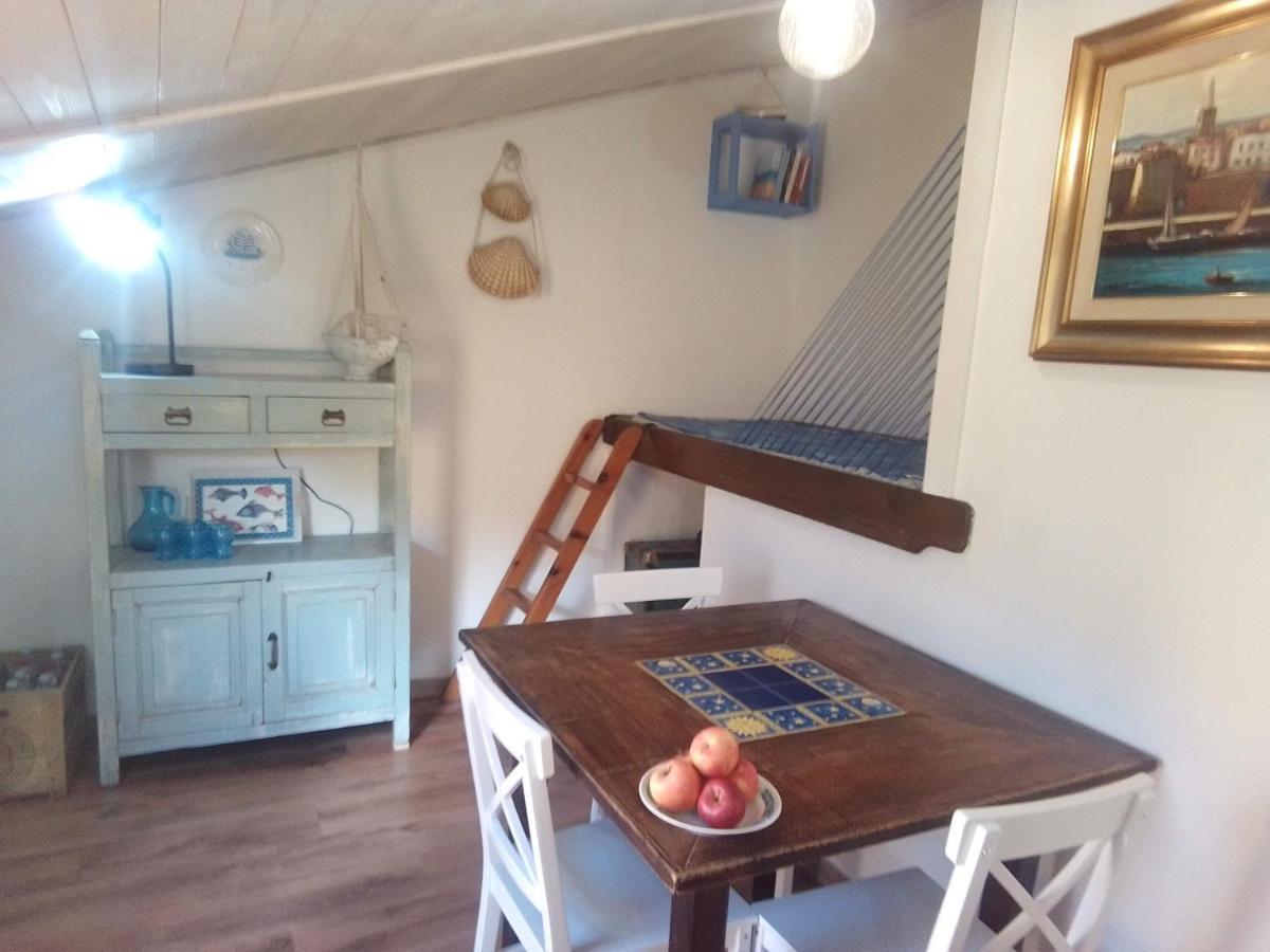 Piccola Casa Di Sardegna Lägenhet Villanova Monteleone Exteriör bild